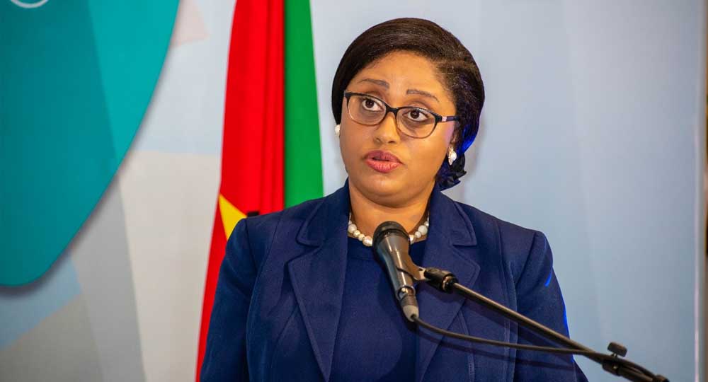 Moçambique tem quase 400 milhões de dólares para sobreviver aos impactos da guerra