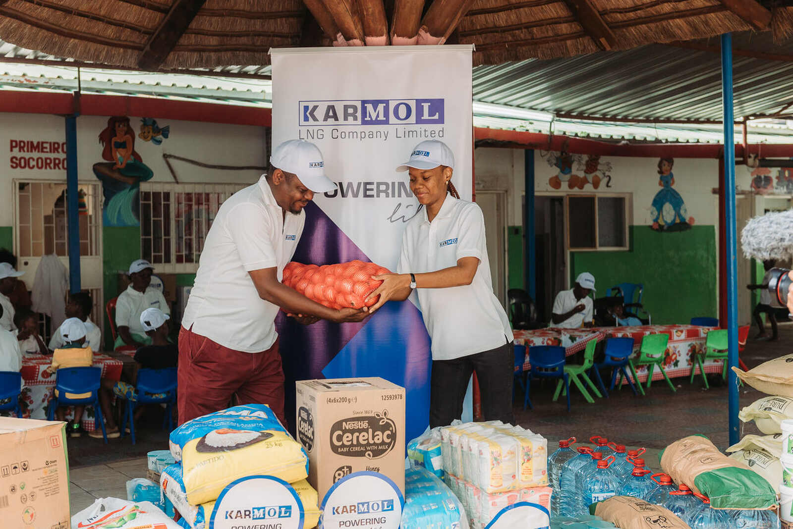 KARMOL Moçambique estende a mão a crianças em situação de necessidade em Maputo