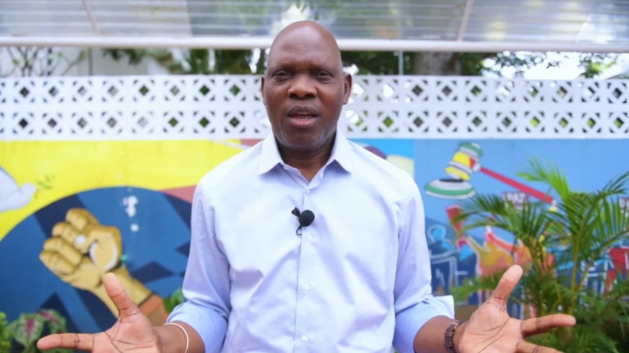 Adriano Nuvunga ataca pagamento de 701 milhões ao FMI: “Decisão irresponsável”