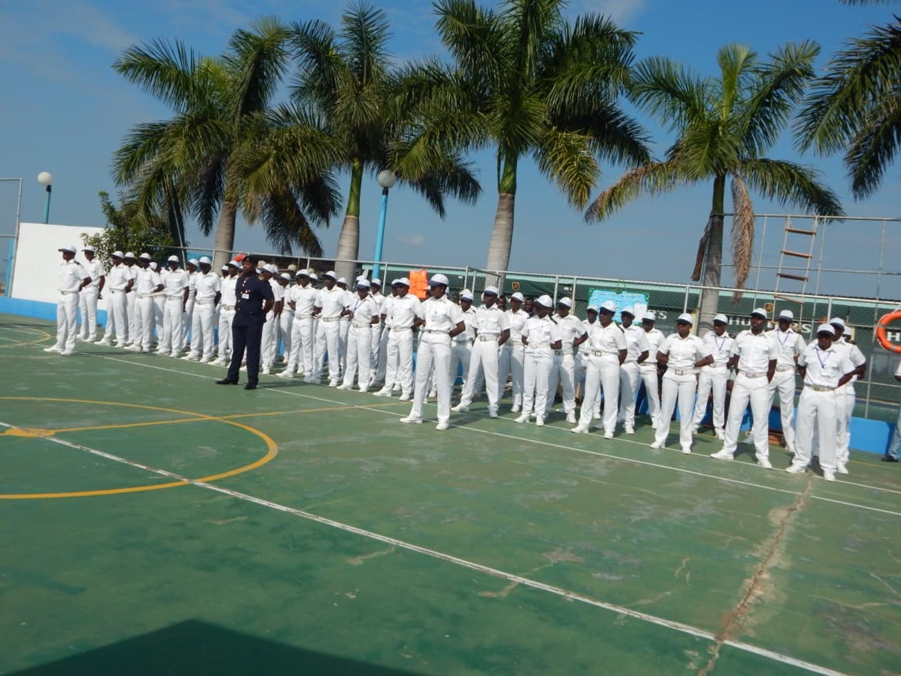 Estudantes de Ciências Náuticas ganham barcos para estágios no país