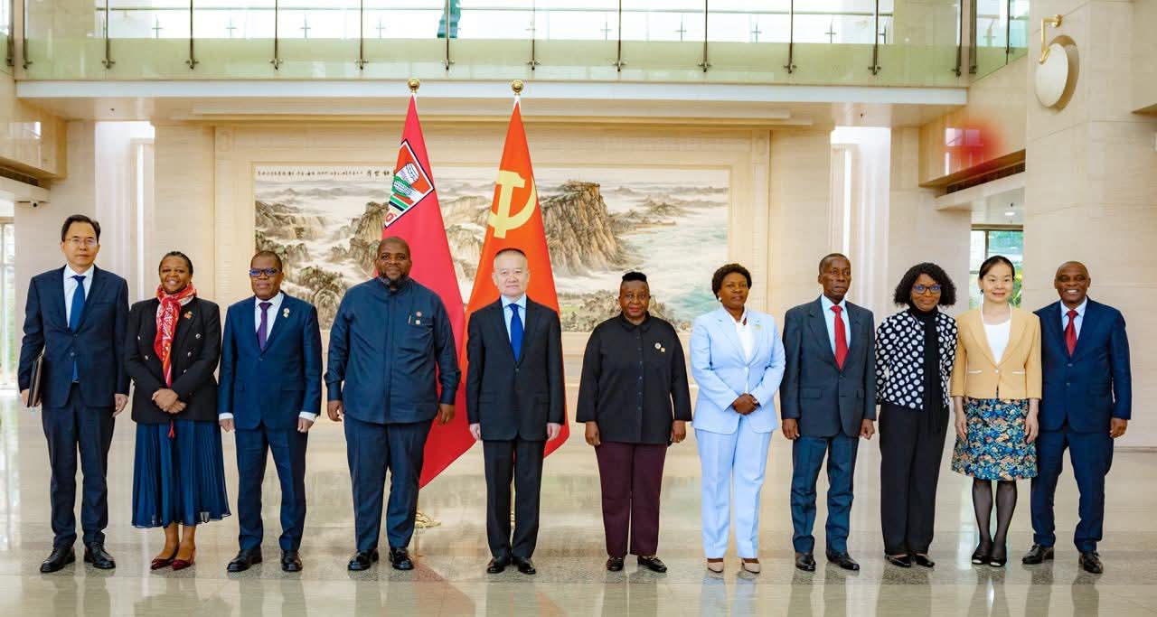 Frelimo e PCCh fortalecem cooperação na formação de quadros