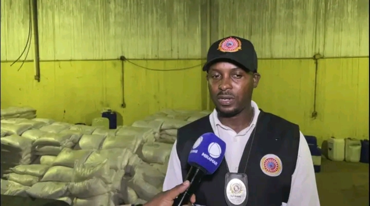 SERNIC apresenta laboratório de droga ligado a cartel mexicano em Maputo