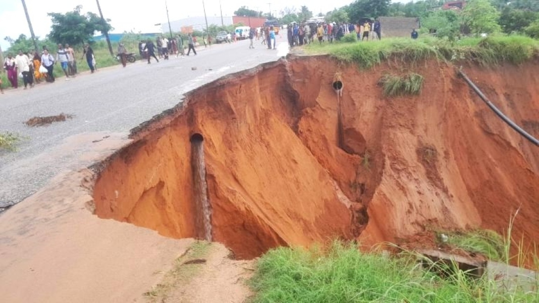 Interrompido trânsito na entrada da cidade de Pemba
