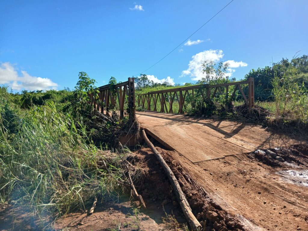 Chuvas danificam ponte que liga Micucue – Maniamba e condicionam trânsito na N 361