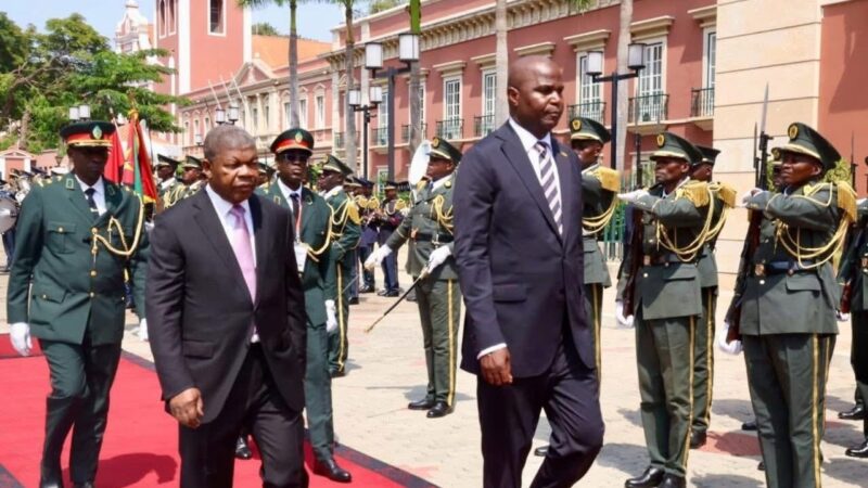 PR na cimeira de investimento do turismo em Luanda