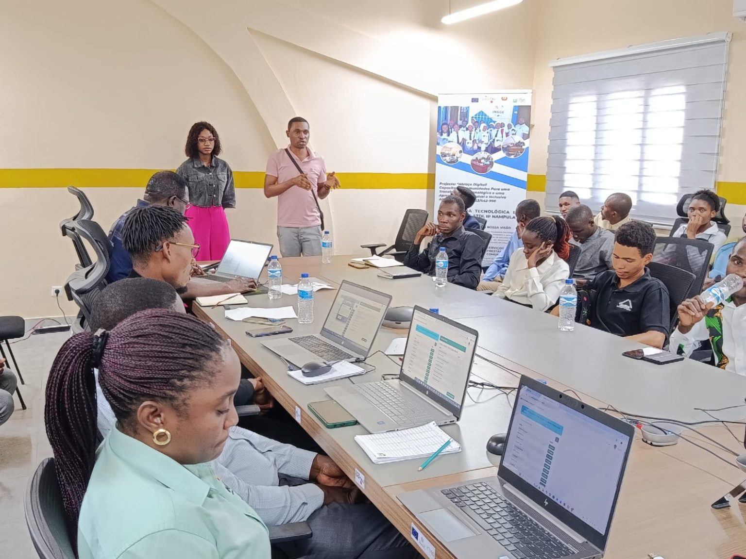Sete startups avançam em programa de inovação digital em Nampula