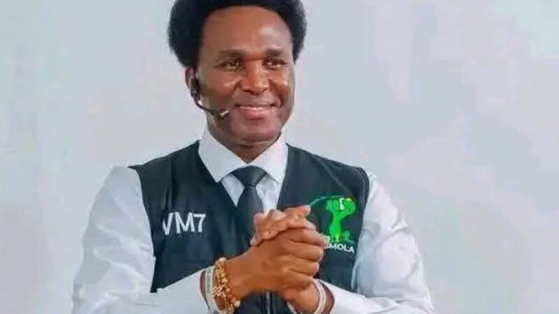 Venâncio Mondlane eleito por unanimidade presidente do Anamola
