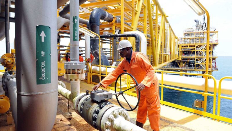 “Projecto Rovuma LNG poderá contribuir anualmente com 11 MM$ no PIB de Moçambique” – Standard Bank