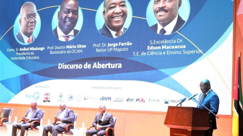 AT reitera compromisso na formação de contabilistas