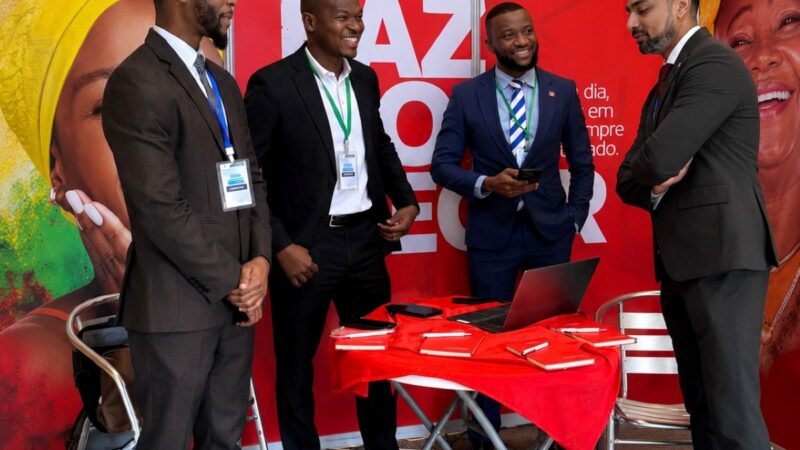 Moza Banco reforça compromisso com o desenvolvimento do sistema financeiro
