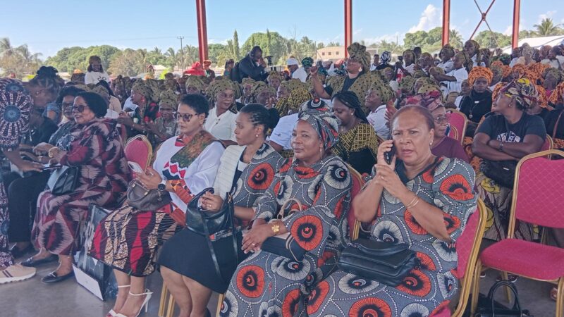 Chapo reúne-se com mulheres em Pemba