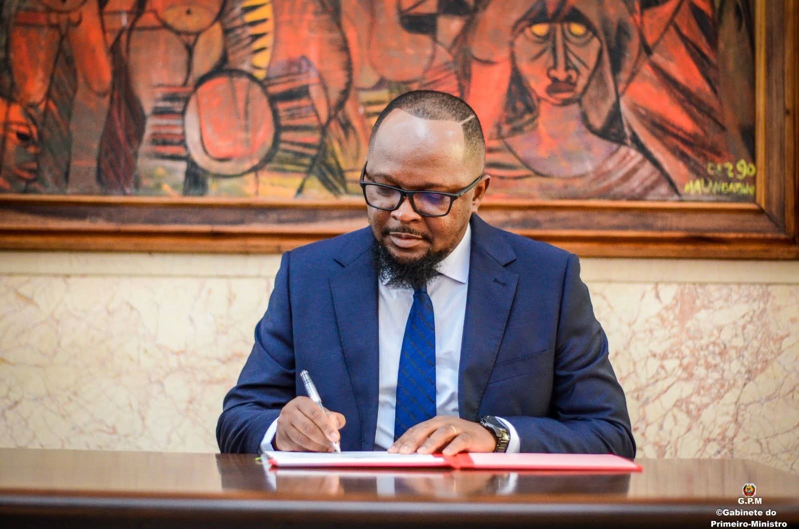 Luís Canhemba assume direcção do GABINFO
