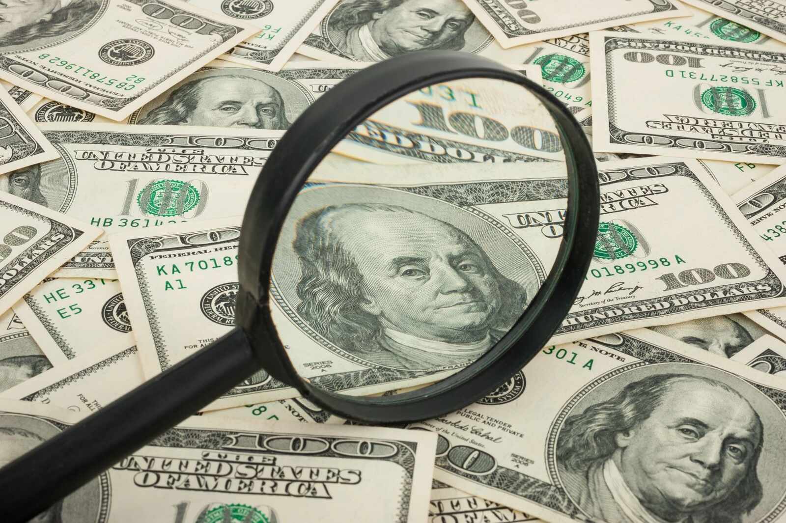 Agências de viagens no radar do GIFiM sob suspeita de branquear quase mil milhões de dólares