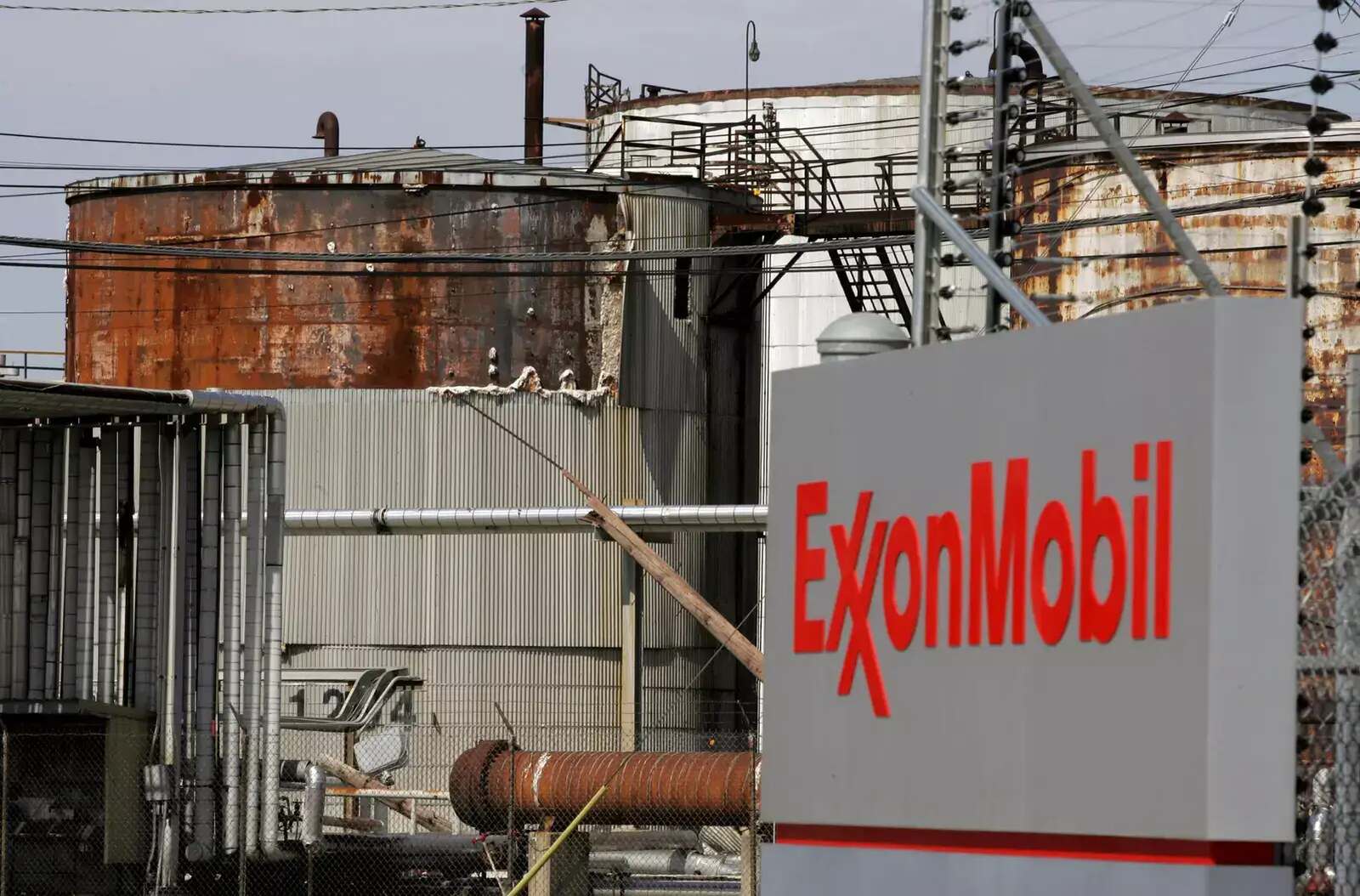 Exxon mobil investe 1.1 milhões para fase 1 do Rovuma LNG