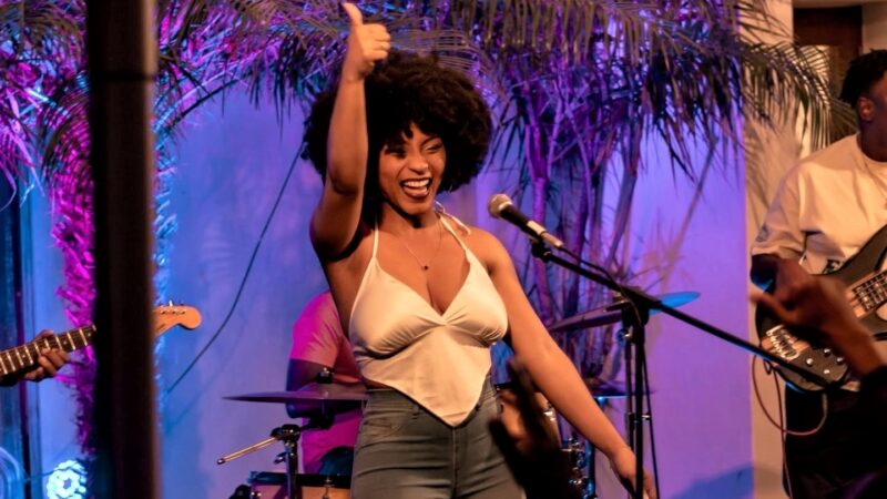 TMRS AwaGe e Banda Dugê no palco da Mbenga Live Session